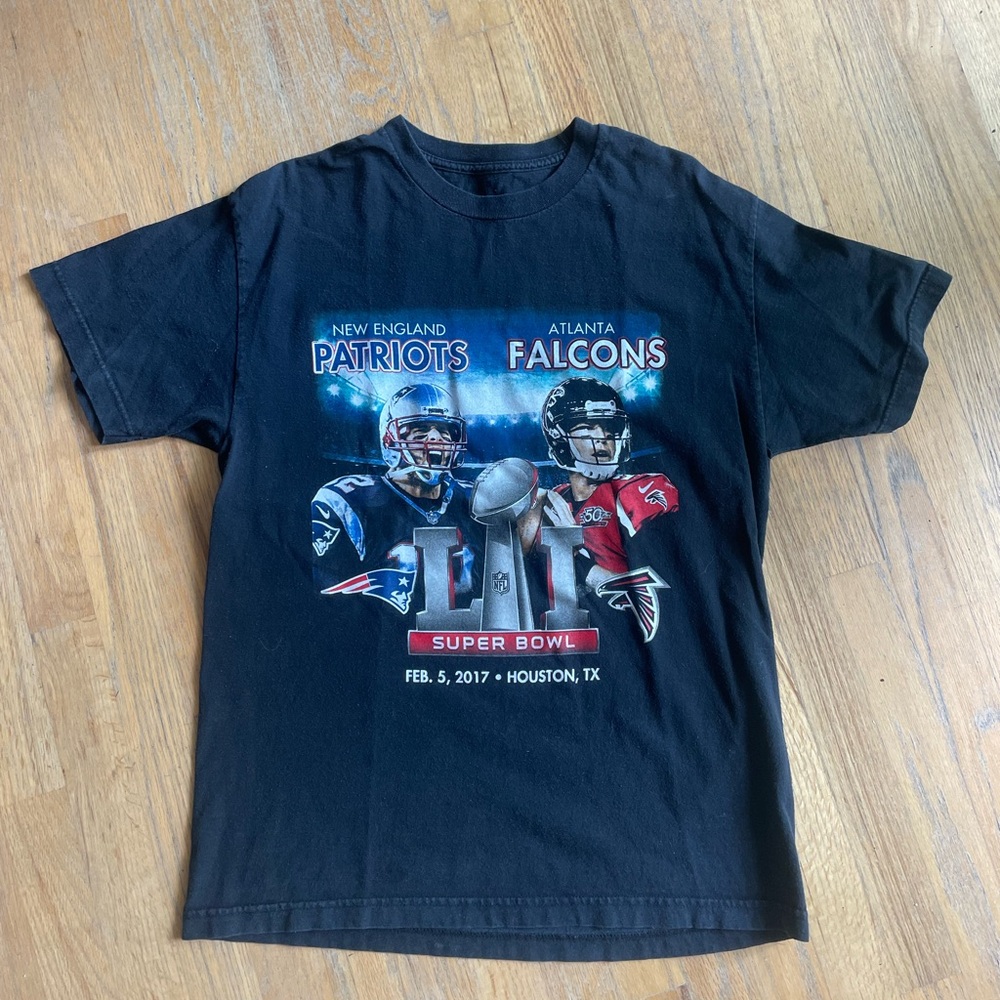 Vintage England Patriots vs. Atlanta Falcons Super Bowl 2017 Shirt (Large)